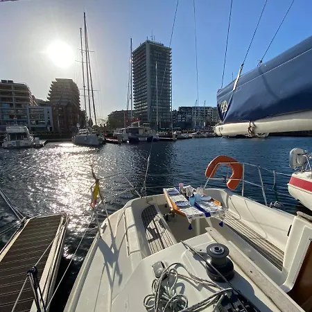 Unieke Slaapervaring Op Een Zeilboot In Het Centrum Van 奥斯滕德